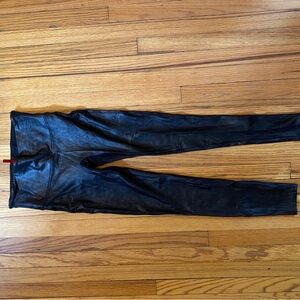 Spanx M Black “Faux Leather” shimmer Leggings